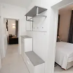 Zola * Zára